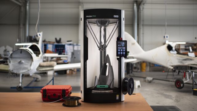 Prusa 发布了其先进的 Delta 3D打印机Prusa Pro HT90
