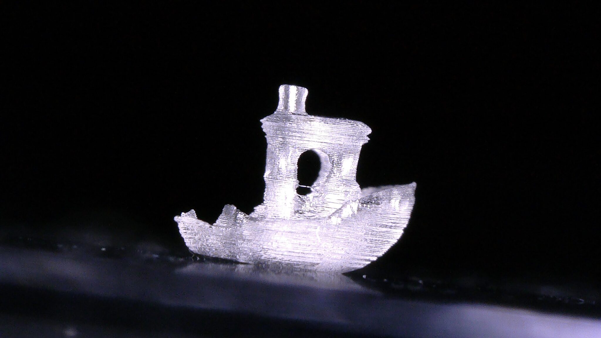 研究人员开发了一种基于光的3D打印新方法:全息3D打印
